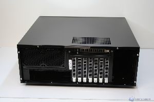 thumb 00018 SILVERSTONE GD08 HTPC XTREMEHARDWARE.COM